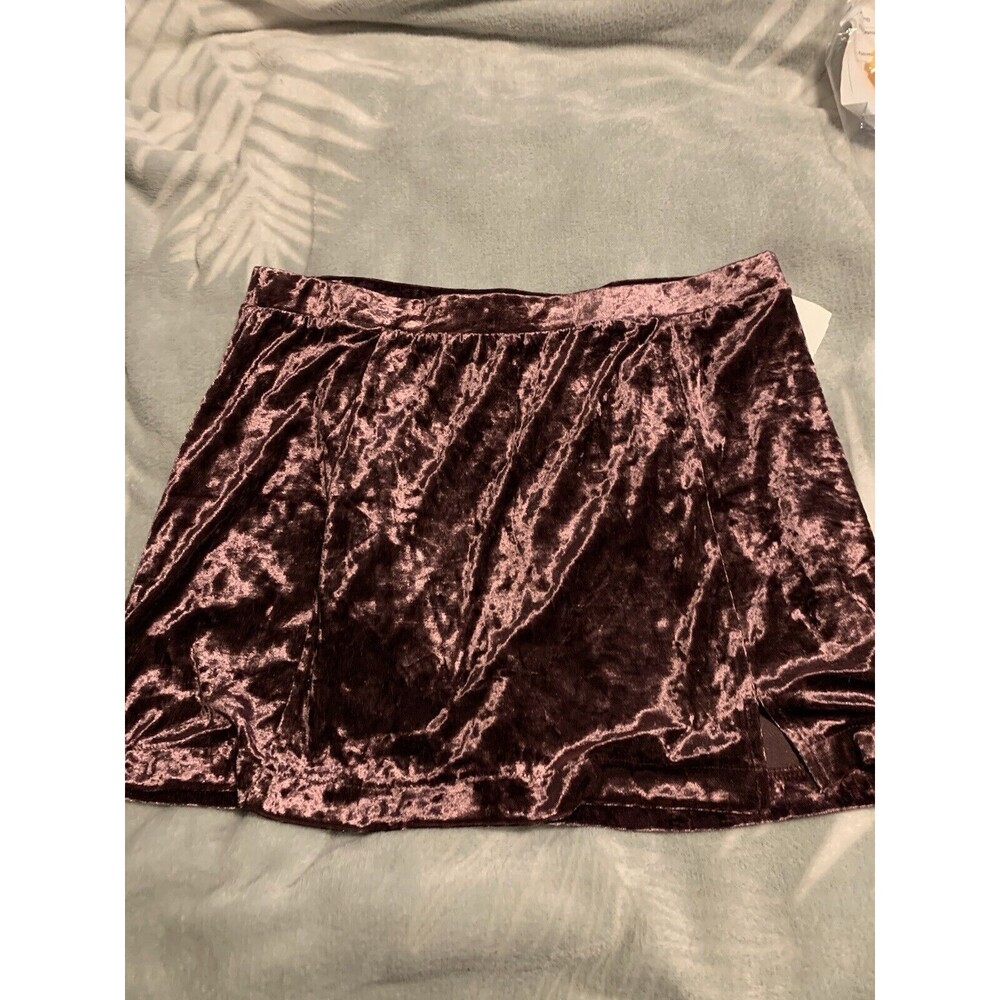 Abound, Women's Velvet Mini Skirt,‎ Burgundy, Size L, NWOT